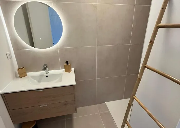 L'imperial - 2 Pieces Proche Plages - Juan Les Pins 公寓 *